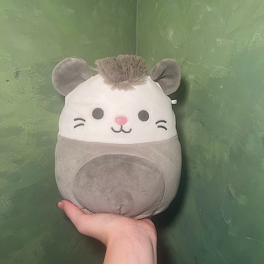 Luane the rat/possum squishmallow 7.5”